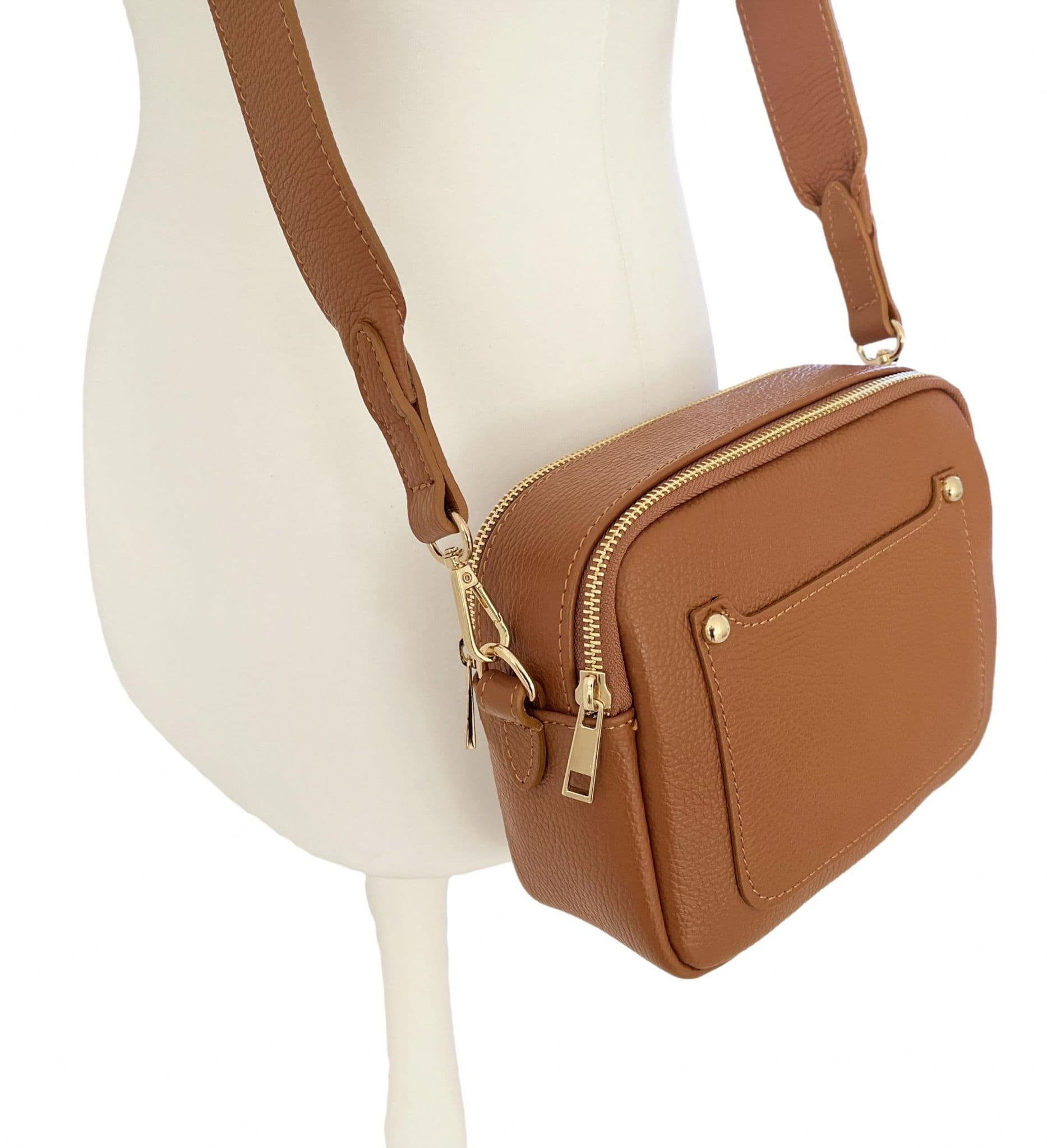Vera Pelle Metallic Camera Style Bag With Double Compartments  Zips Crossbody Bag Italian Leather